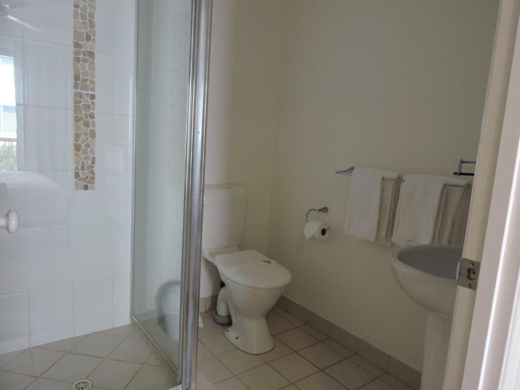 Koola Beach Apartments Баргара Екстериор снимка