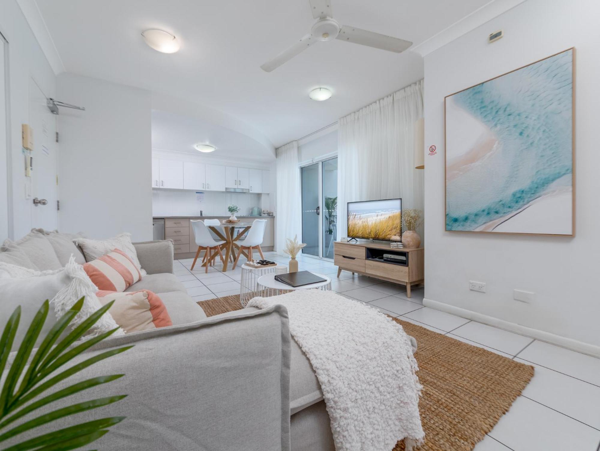 Koola Beach Apartments Баргара Екстериор снимка