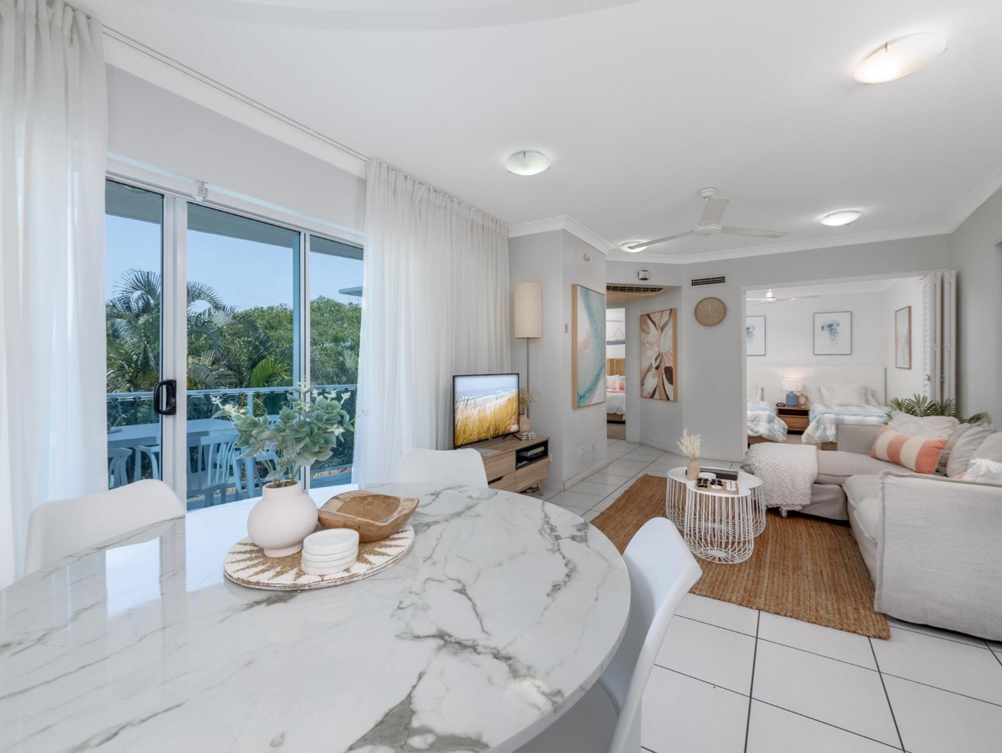 Koola Beach Apartments Баргара Екстериор снимка