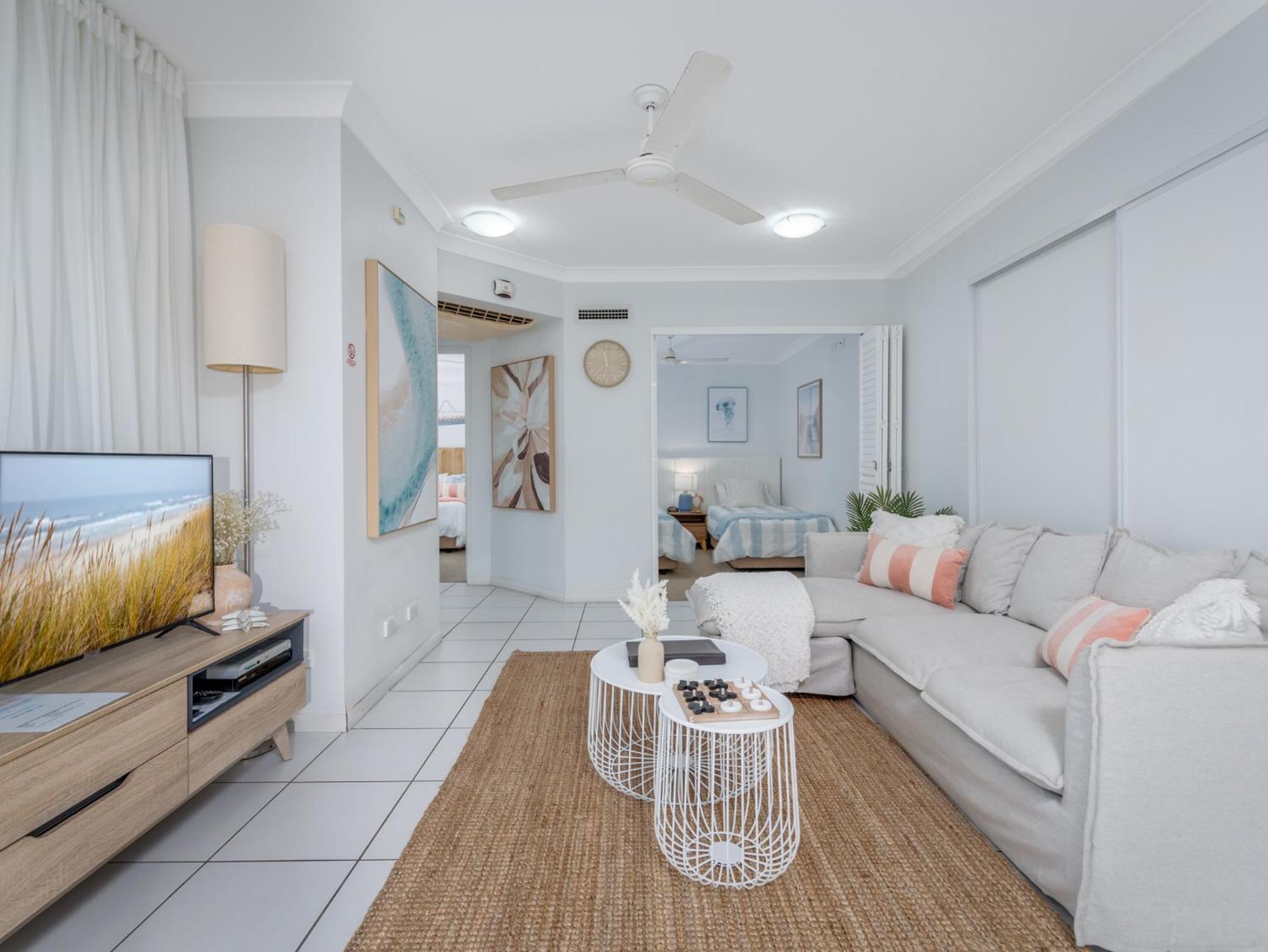 Koola Beach Apartments Баргара Екстериор снимка