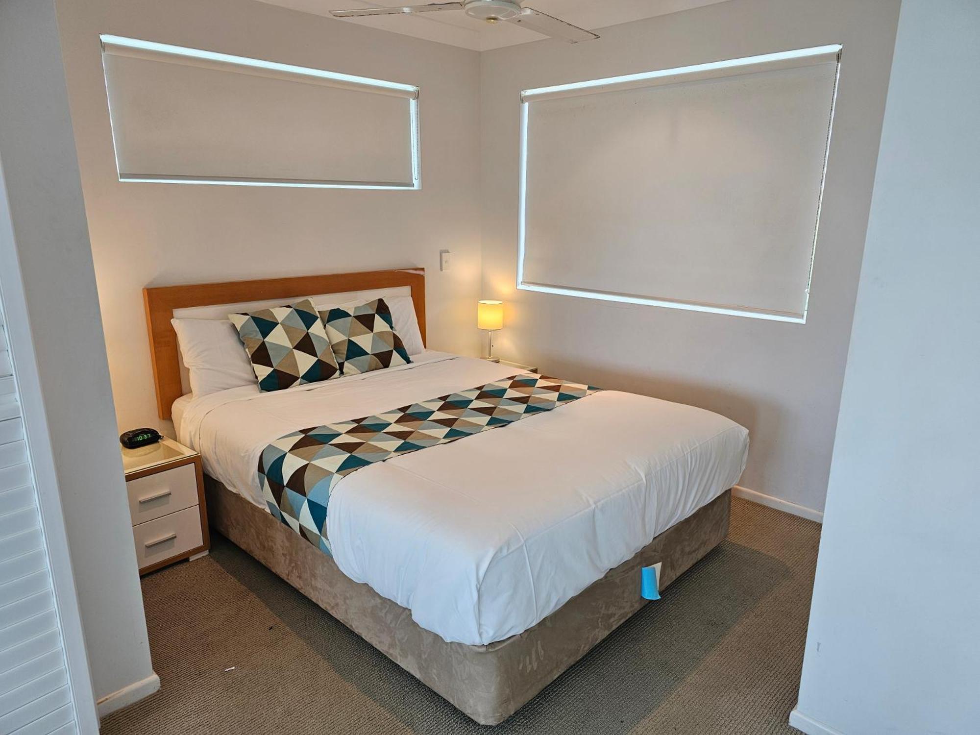 Koola Beach Apartments Баргара Екстериор снимка
