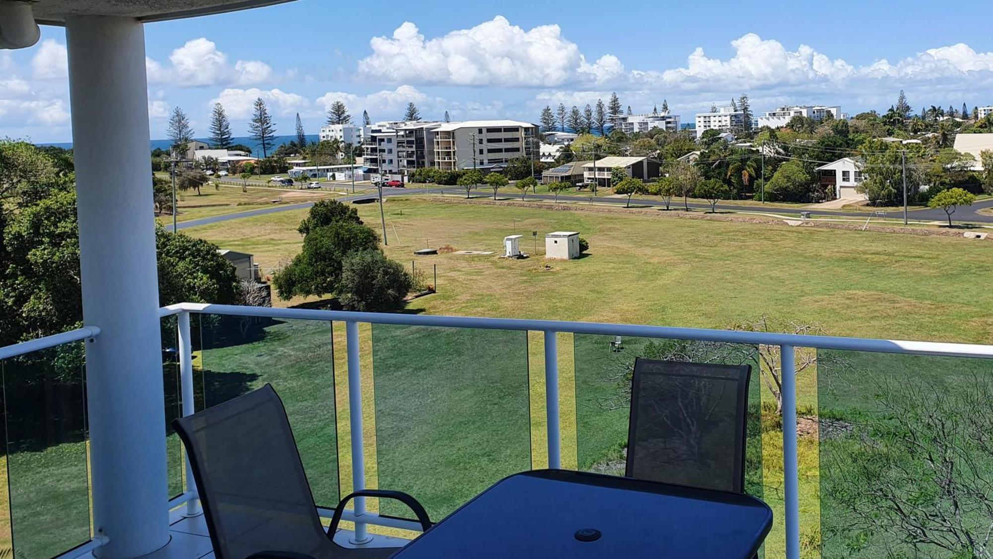 Koola Beach Apartments Баргара Екстериор снимка