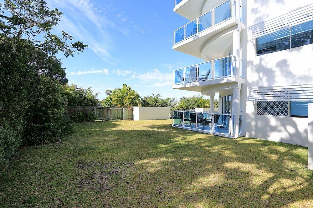 Koola Beach Apartments Баргара Екстериор снимка