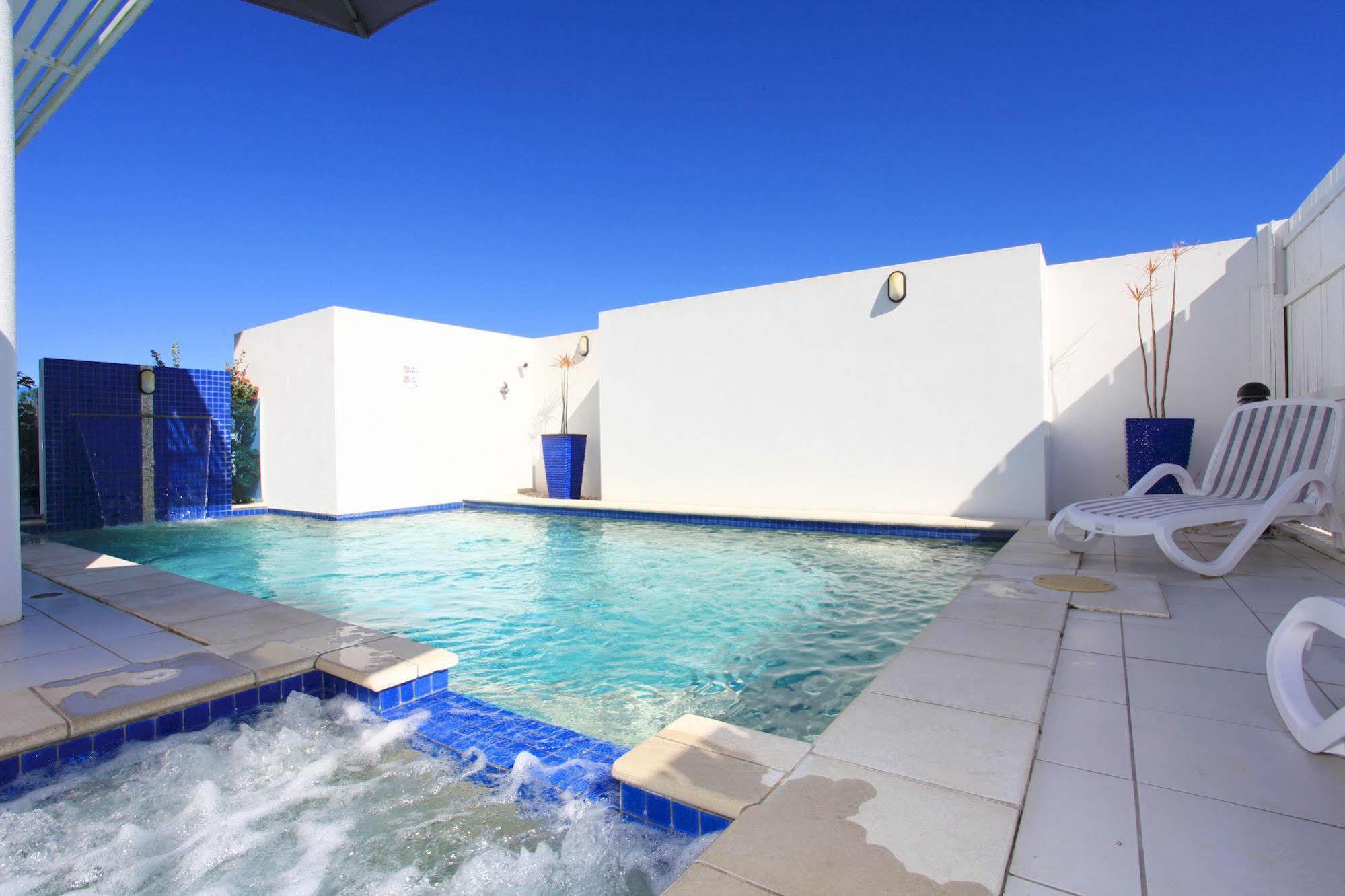 Koola Beach Apartments Баргара Екстериор снимка
