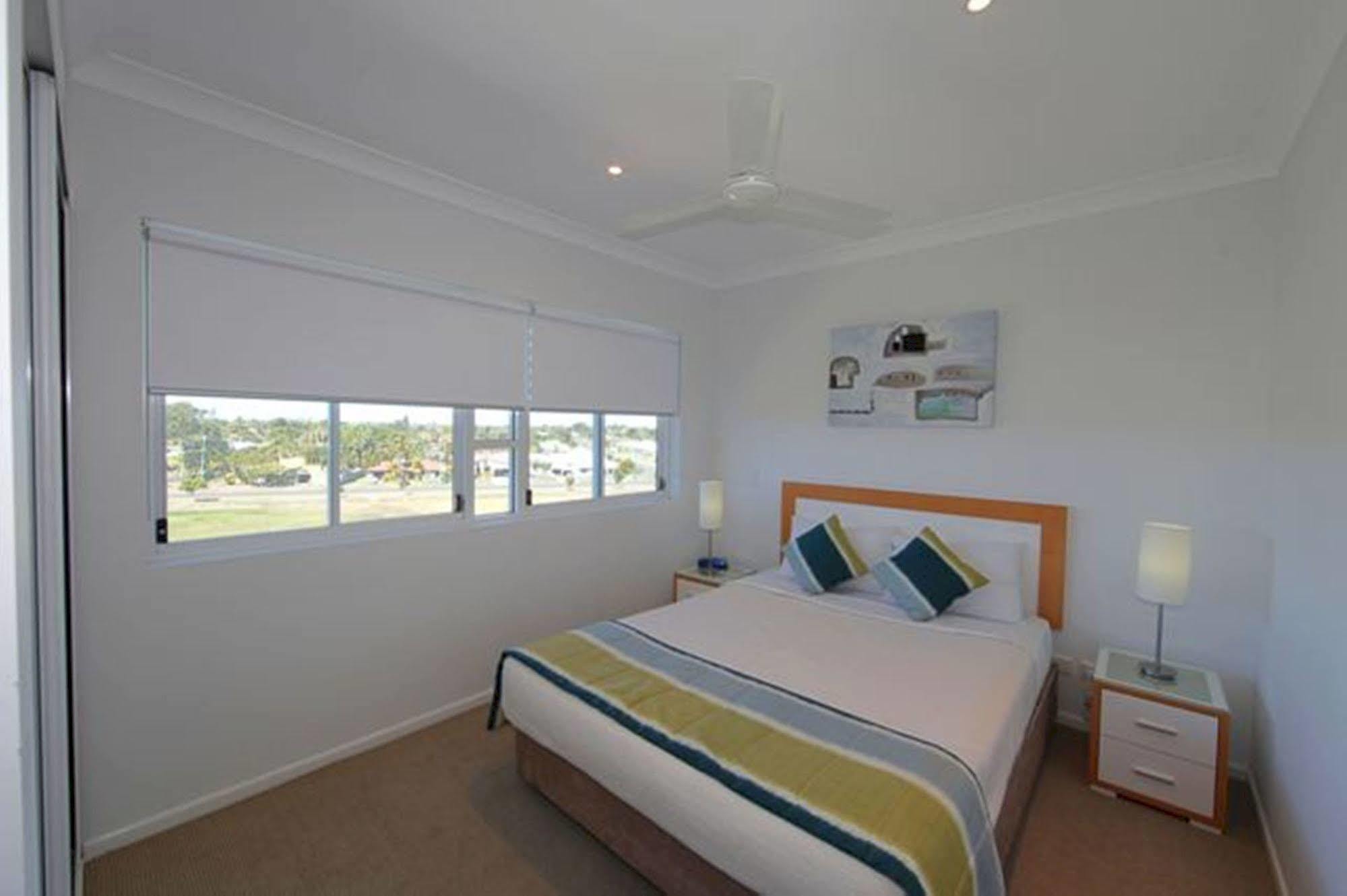 Koola Beach Apartments Баргара Екстериор снимка